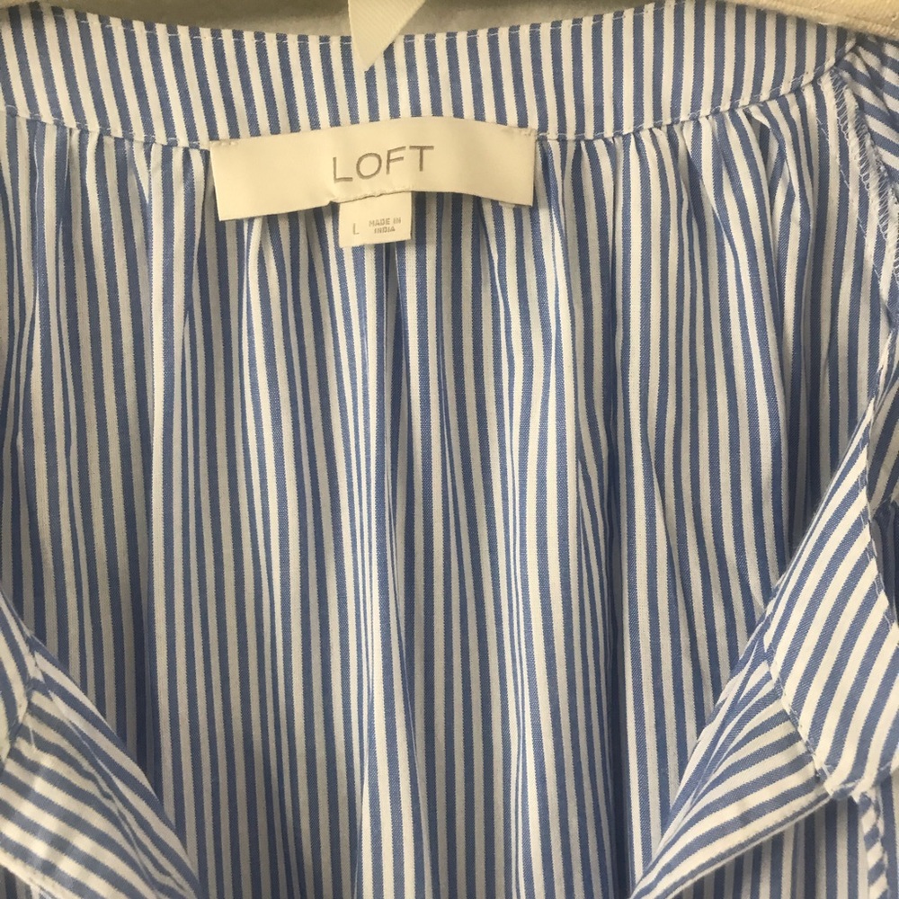 Striped Tassel Tie Flutter Sleeve Top - Light Blue - Picture 5 of 8